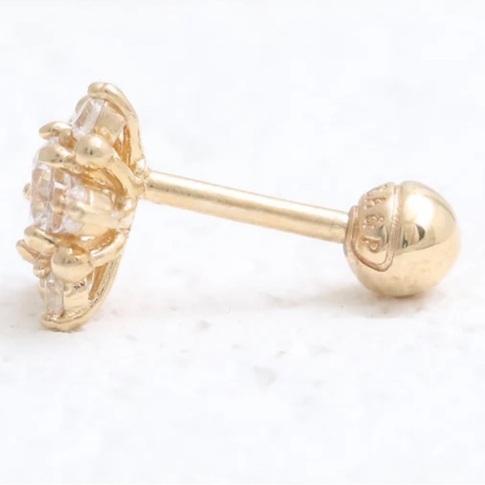 14k Rose gold and cubic zirconia snowflake ❄️ earring - Picture 3 of 7